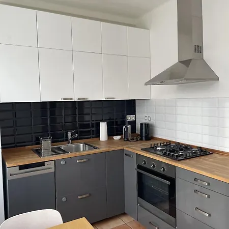 Urban Nest Near City Center ברטיסלאבה