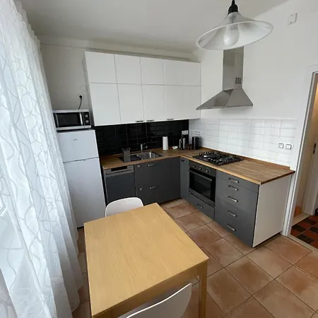 Utulny A Tichy Blizko Centra Apartament *