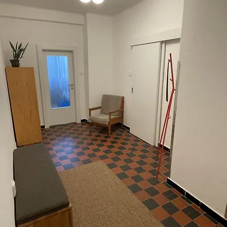 Urban Nest Near City Center ברטיסלאבה