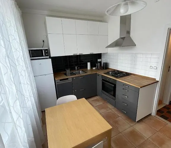 Apartman Utulny A Tichy Blizko Centra *